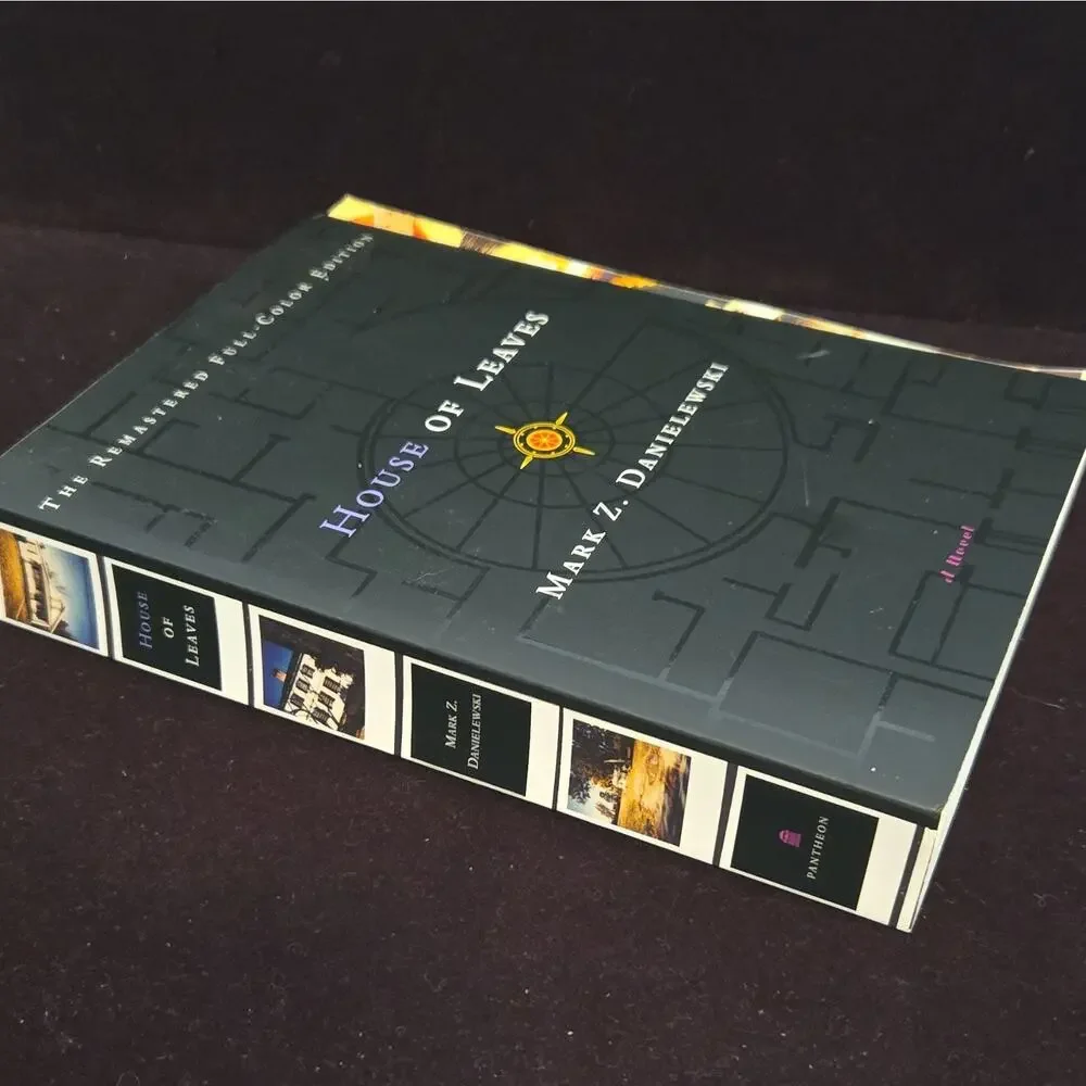 House of Leaves Remastered Full-Color Edition Mark Z. Danielewski PB 2000